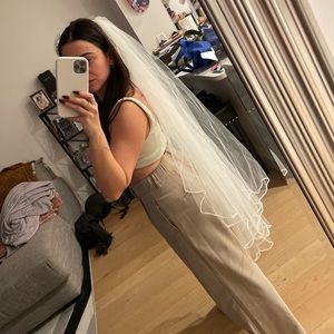Brand NEW never worn bridal veil